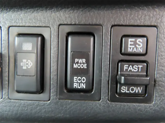 日野 レンジャー QKG-FE7JJAA(2WD)の写真14