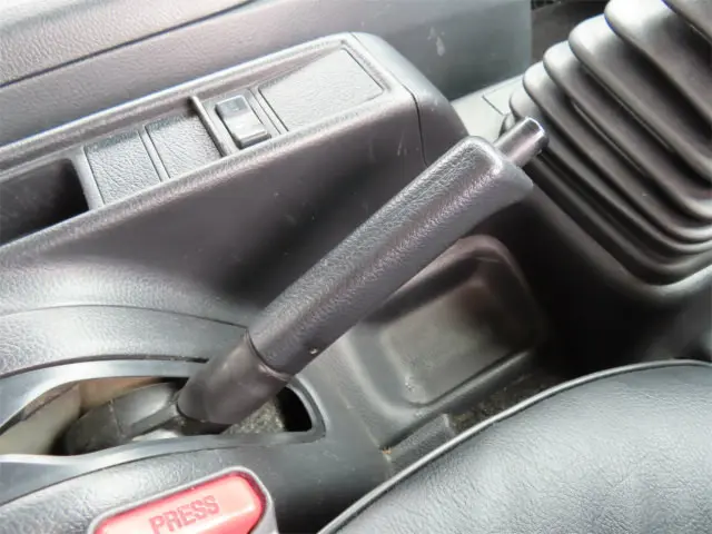 日野 レンジャー QKG-FE7JJAA(2WD)の写真18