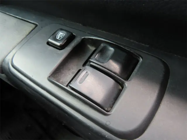 日野 レンジャー QKG-FE7JJAA(2WD)の写真19