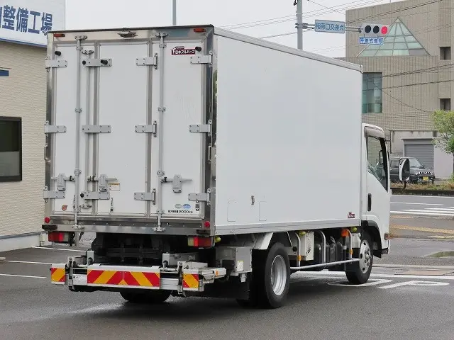 いすゞ エルフ TPG-NMR85AN(2WD)の写真3