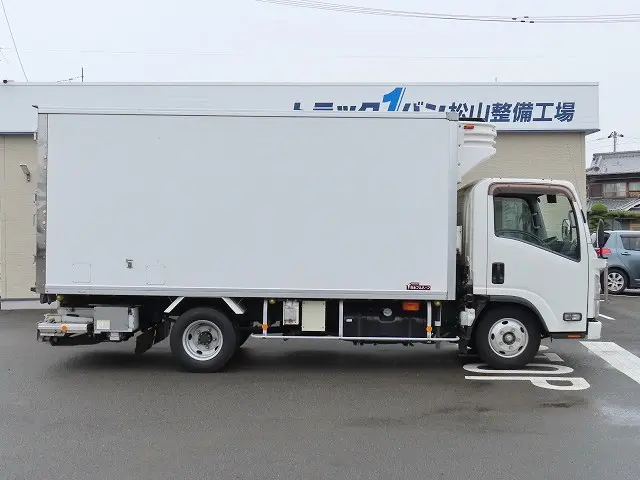 いすゞ エルフ TPG-NMR85AN(2WD)の写真5