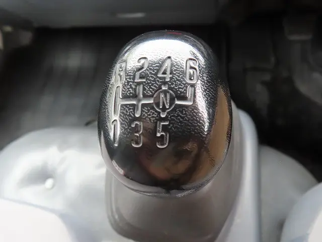 いすゞ エルフ TPG-NMR85AN(2WD)の写真17