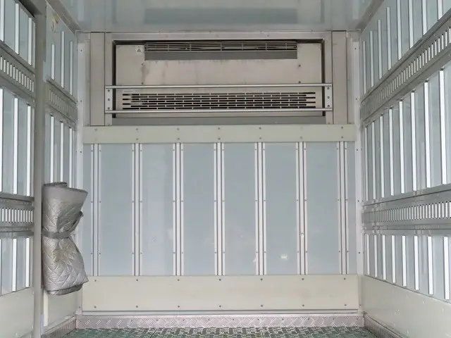 いすゞ エルフ TPG-NMR85AN(2WD)の写真25