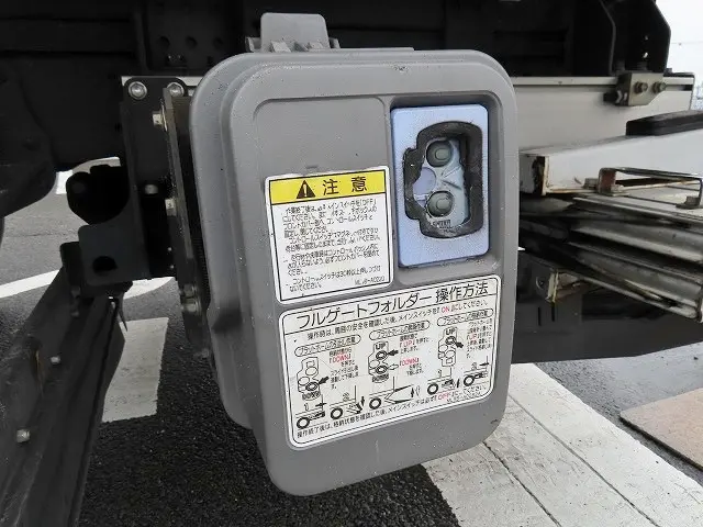 いすゞ エルフ TPG-NMR85AN(2WD)の写真39