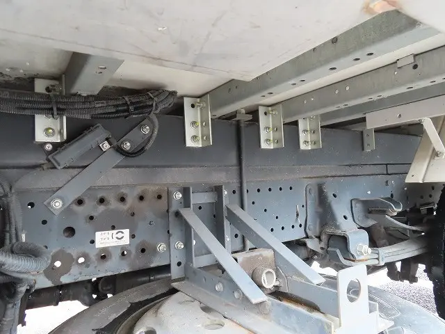 いすゞ エルフ TPG-NMR85AN(2WD)の写真47