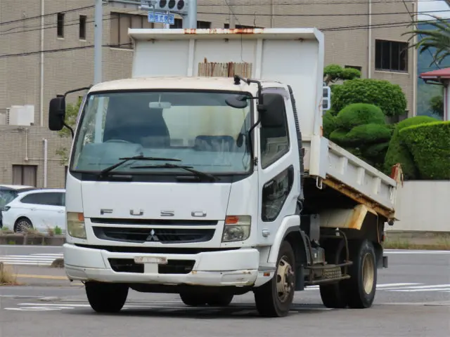 三菱 ファイター PDG-FK71R(2WD)の写真2