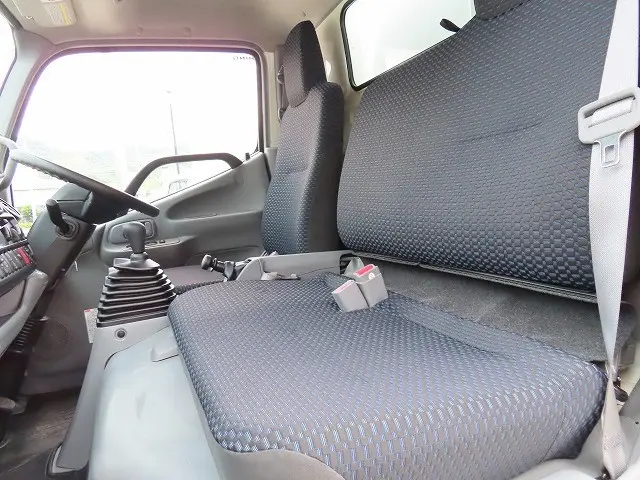 日野 デュトロ 2RG-XZU655M(2WD)の写真13