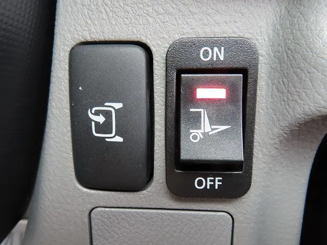 日野 デュトロ 2RG-XZU655M(2WD)の写真19