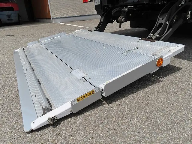 日野 デュトロ 2RG-XZU655M(2WD)の写真37