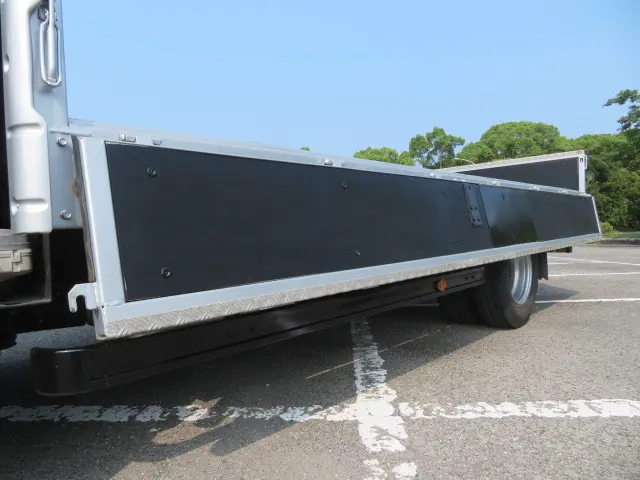 いすゞ エルフ TPG-NPR85YN(2WD)の写真29