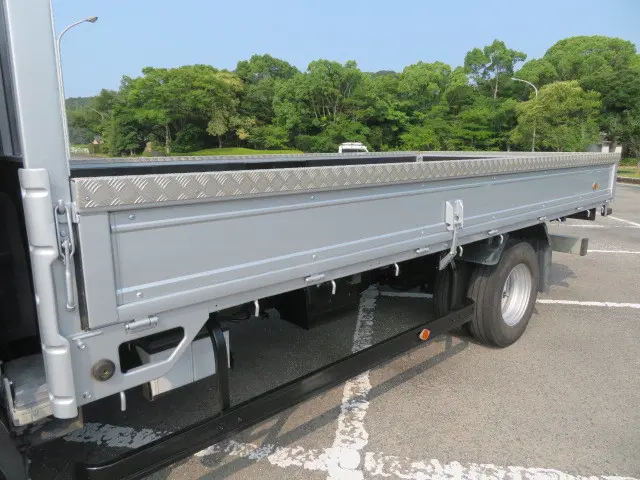 いすゞ エルフ TPG-NPR85YN(2WD)の写真30