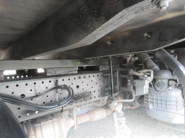 いすゞ エルフ TPG-NPR85YN(2WD)の写真40