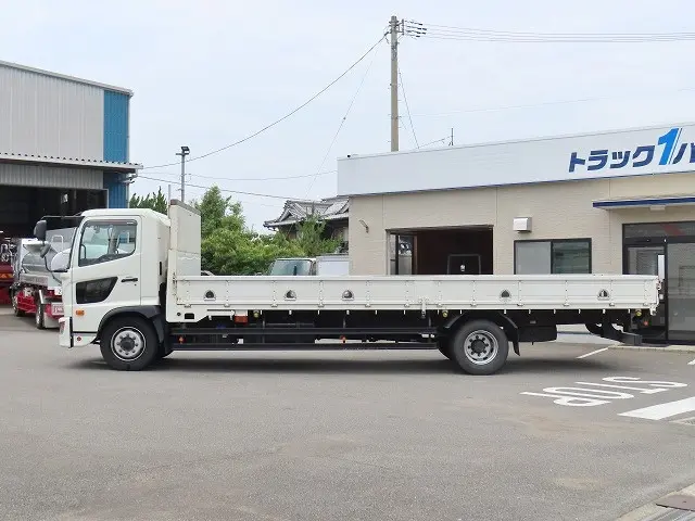 日野 レンジャー 2PG-FJ2ABA(2WD)の写真4