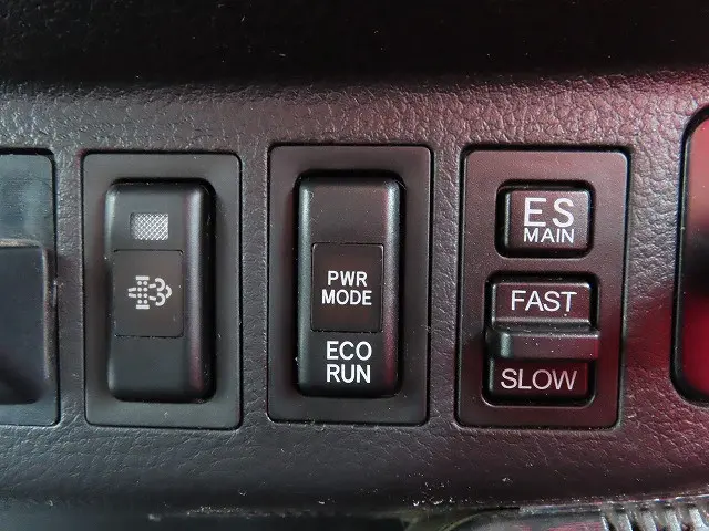 日野 レンジャー LDG-GK8JNAA(6x4)の写真16