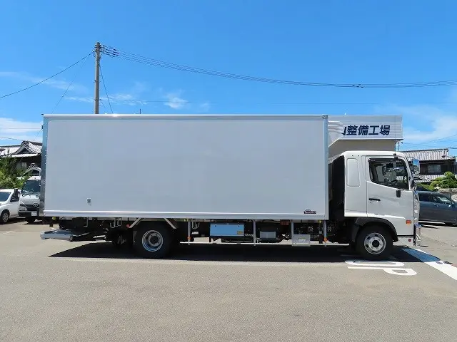 日野 レンジャー 2KG-FD2ABG(2WD)の写真5