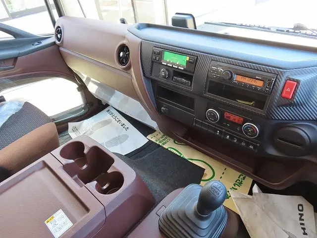 日野 レンジャー 2KG-FD2ABG(2WD)の写真14