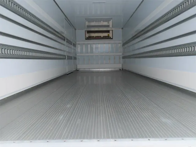 日野 レンジャー 2KG-FD2ABG(2WD)の写真27