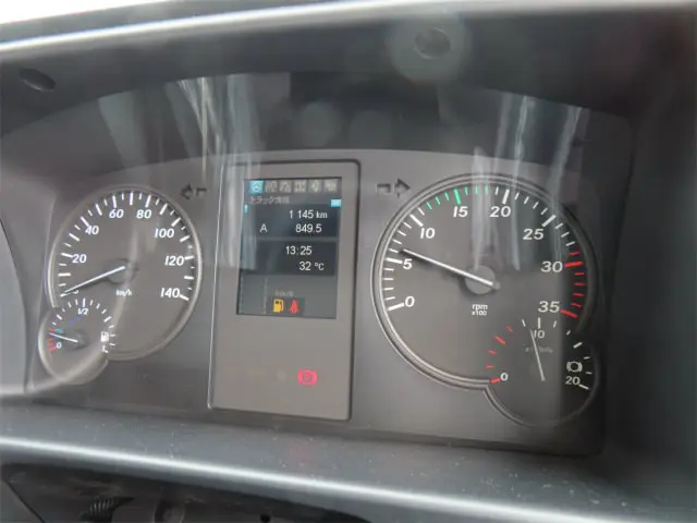 三菱 ファイター 2KG-FK62F(2WD)の写真12