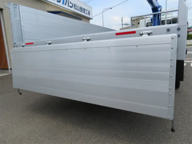 三菱 ファイター 2KG-FK62F(2WD)の写真32