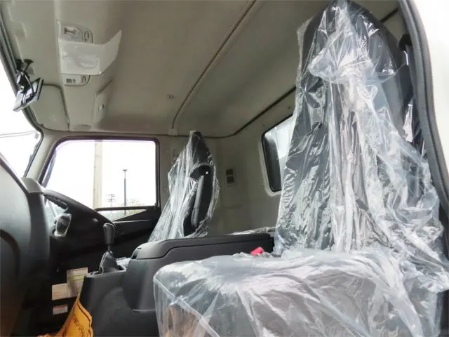 三菱 ファイター 2DG-FQ62F(6x4)の写真11