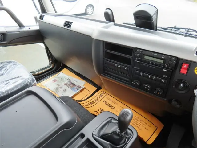 三菱 ファイター 2DG-FQ62F(6x4)の写真14