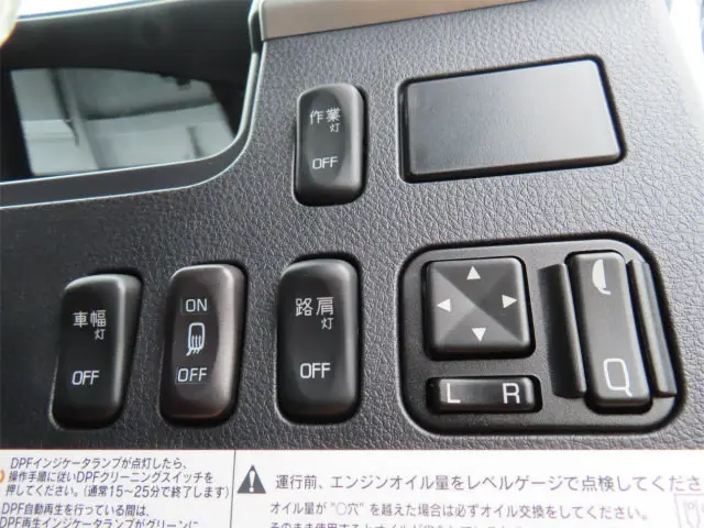 三菱 ファイター 2DG-FQ62F(6x4)の写真15