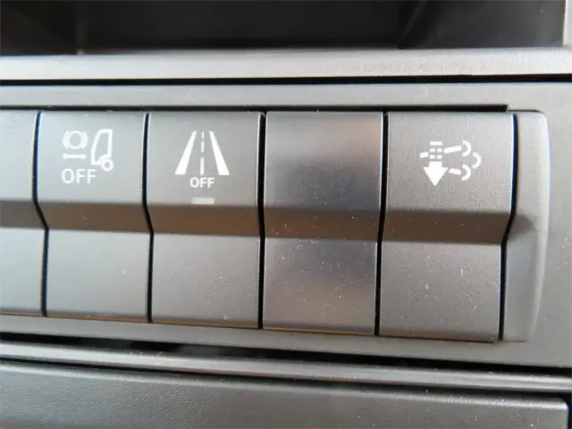 三菱 ファイター 2DG-FQ62F(6x4)の写真16