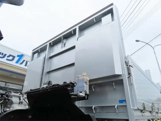 三菱 ファイター 2DG-FQ62F(6x4)の写真38