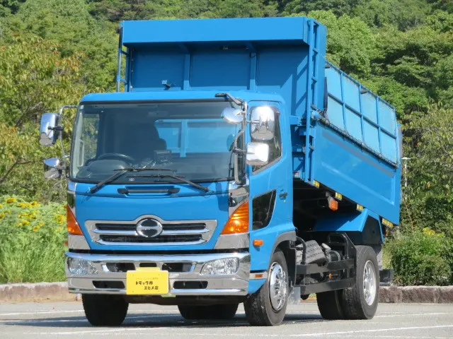 日野 レンジャー LKG-FJ7JDAA(2WD)の写真2