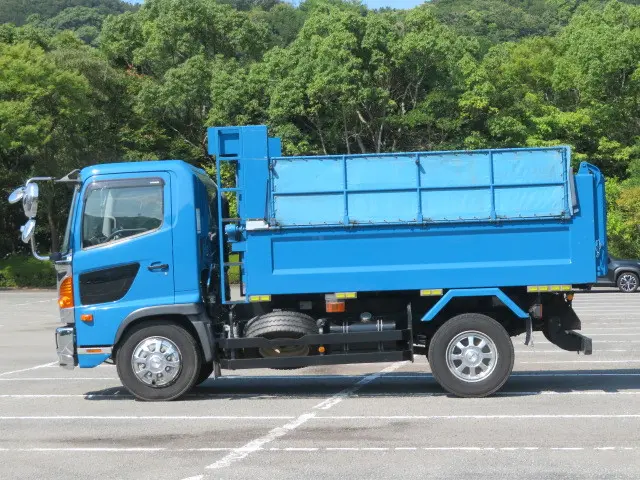 日野 レンジャー LKG-FJ7JDAA(2WD)の写真4