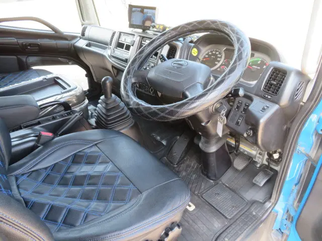 日野 レンジャー LKG-FJ7JDAA(2WD)の写真10