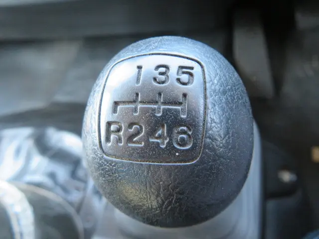 日野 レンジャー LKG-FJ7JDAA(2WD)の写真18