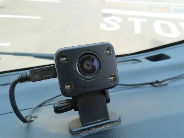 いすゞ エルフ 2RG-NMR88N(2WD)の写真22