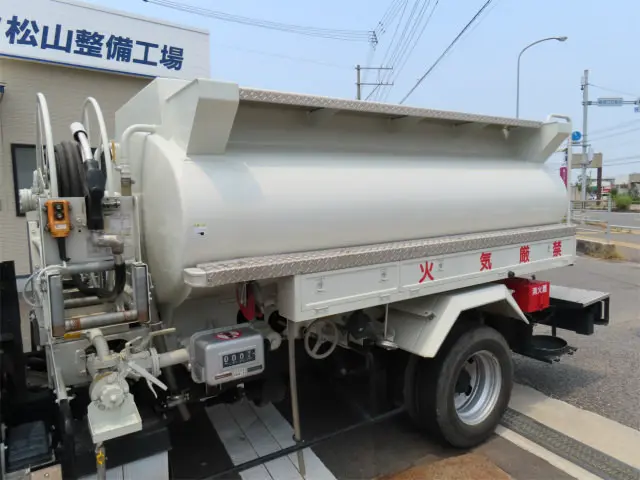 いすゞ エルフ 2RG-NMR88N(2WD)の写真28