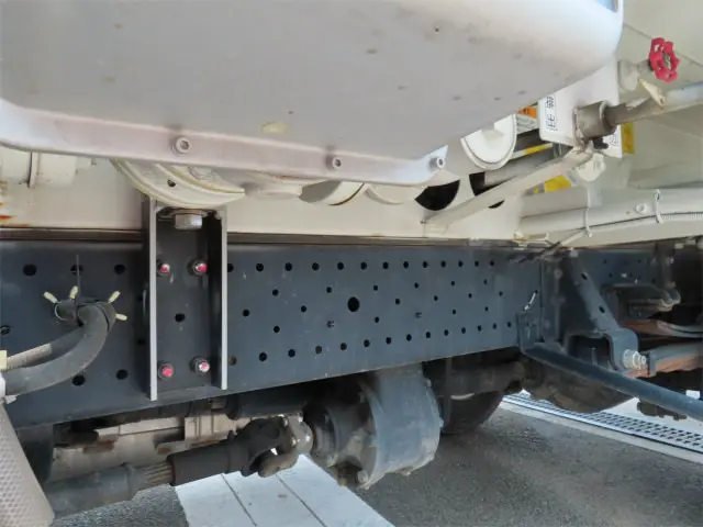 いすゞ エルフ 2RG-NMR88N(2WD)の写真47