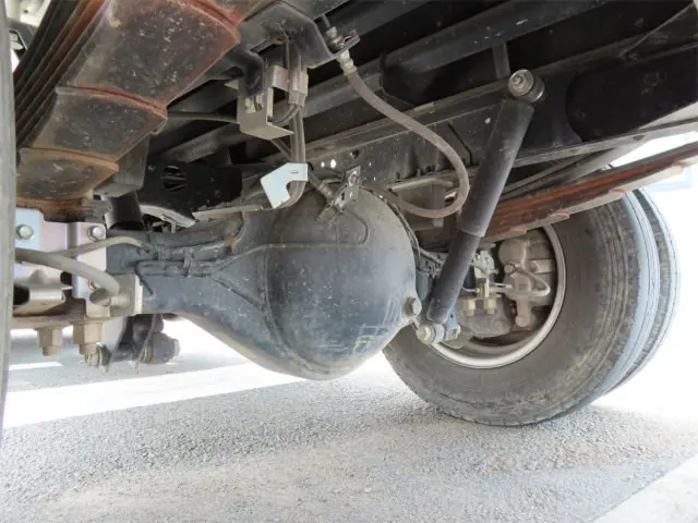 いすゞ エルフ 2RG-NMR88N(2WD)の写真50