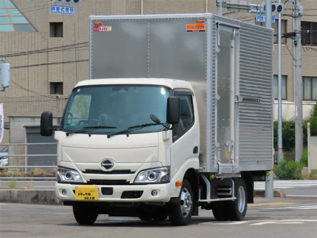 日野 デュトロ 2KG-XZC605M(2WD)の写真1