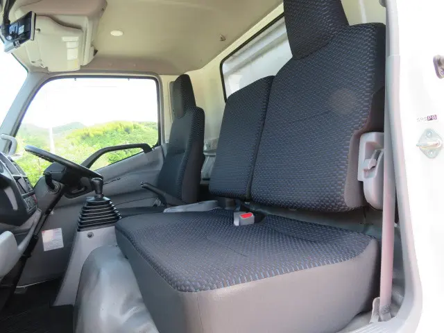 日野 デュトロ 2RG-XZU722M(2WD)の写真10