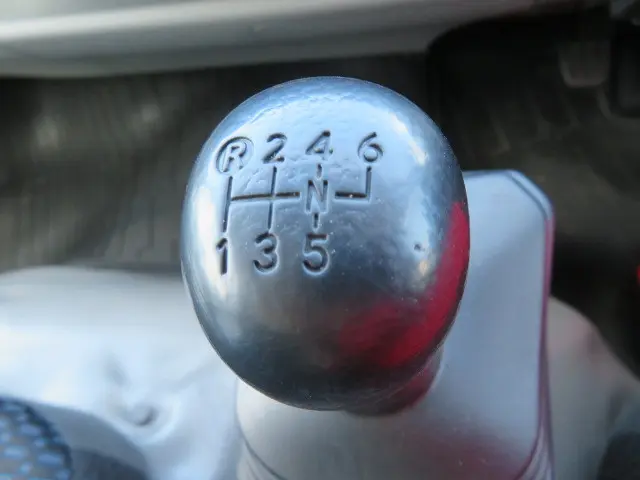 日野 デュトロ 2RG-XZU722M(2WD)の写真18