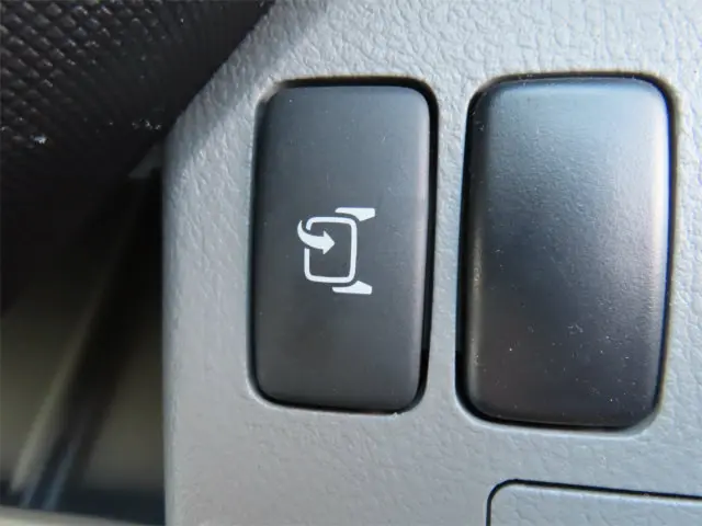 日野 デュトロ 2KG-XZU712M(2WD)の写真17