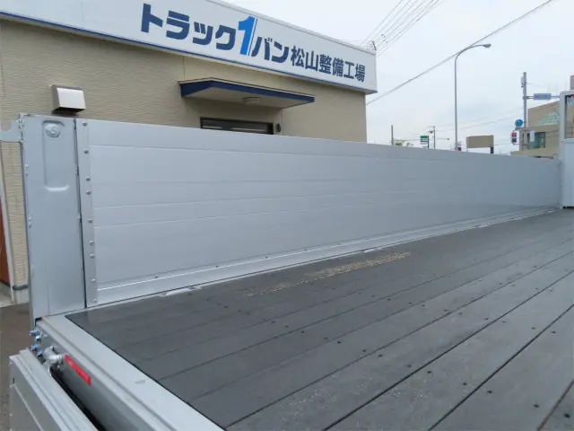 三菱 ファイター 2KG-FK62F(2WD)の写真30