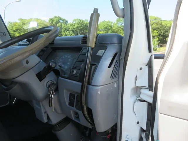三菱 キャンター PA-FE73DBY(2WD)の写真18