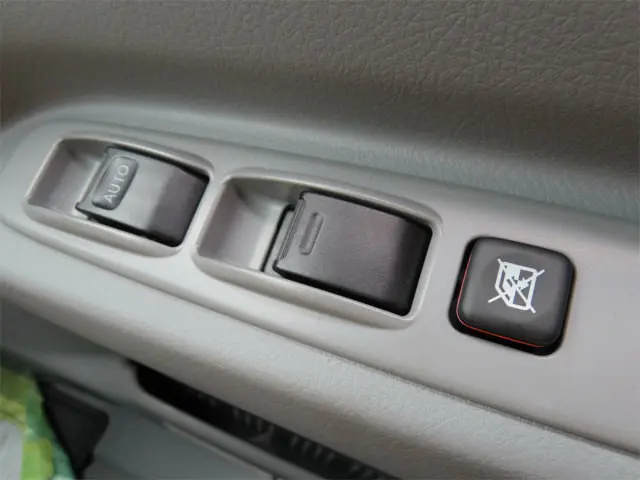 日野 デュトロ 2PG-XZU700M(2WD)の写真21