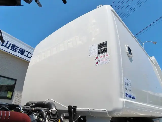 いすゞ エルフ 2RG-NKR88AM(2WD)の写真32
