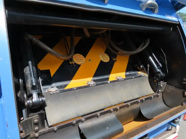 日野 デュトロ 2RG-XZU605X(2WD)の写真40