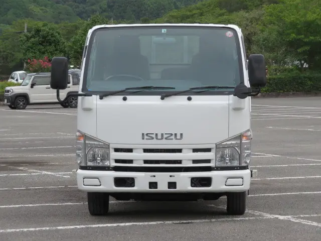 いすゞ エルフ TKG-NHR85A(2WD)の写真6
