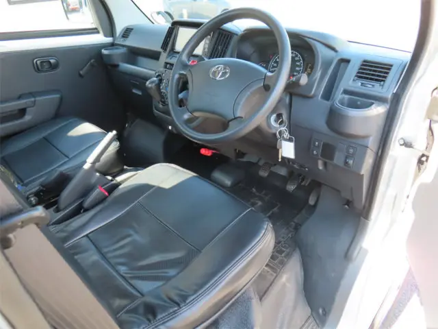 トヨタ タウンエーストラック 5BF-S403U(2WD)の写真10