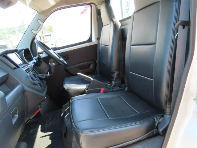 トヨタ タウンエーストラック 5BF-S403U(2WD)の写真11