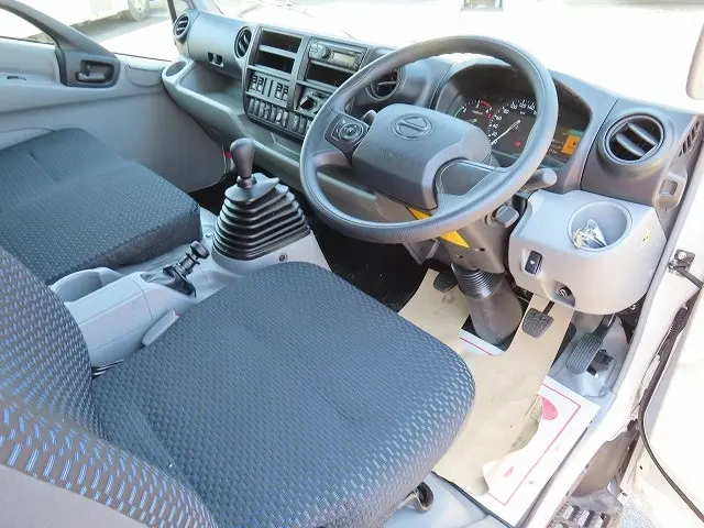 日野 デュトロ 2KG-XZU710M(2WD)の写真12