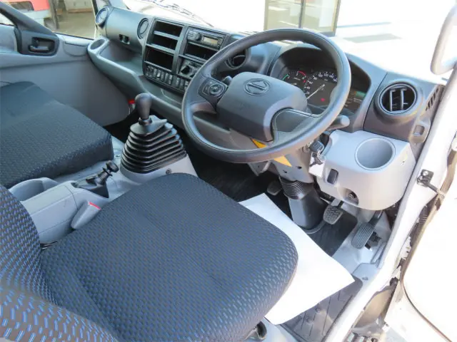 日野 デュトロ 2KG-XZU712M(2WD)の写真11